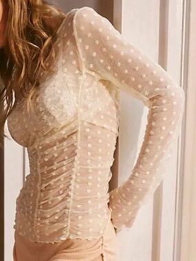 Free People Medium Top Intimately Most Likely Layering Yellow mesh daisy